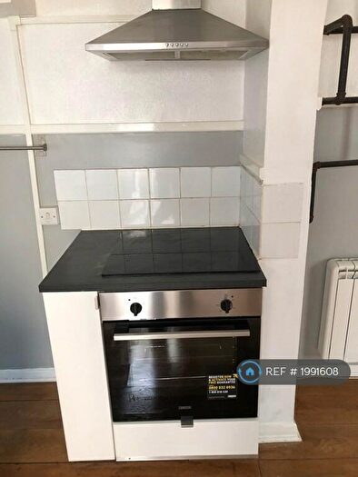 1 Bedroom Flat To Rent In Western Place, Worthing, BN11