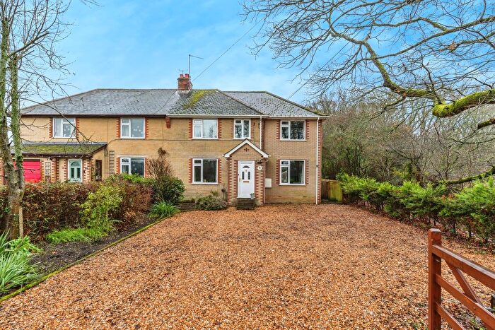 4 Bedroom Semi-Detached House For Sale In Carters Clay Road, Lockerley, Romsey, Hampshire, SO51