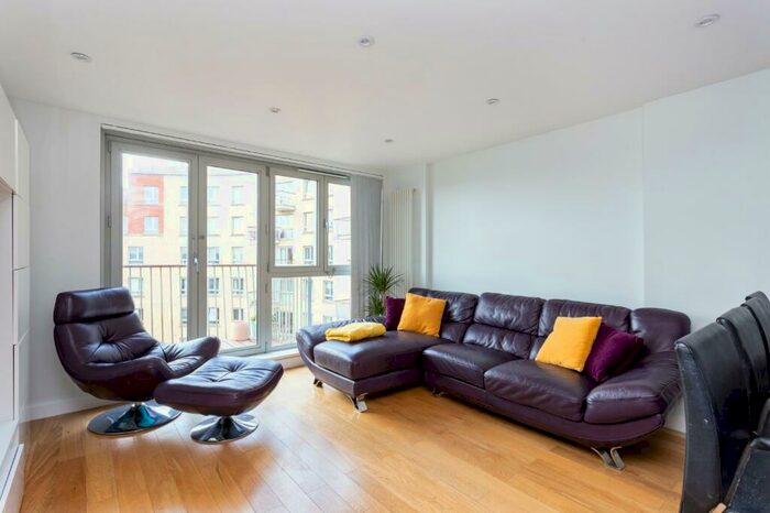 2 Bedroom Apartment To Rent In Carronade Court, Eden Grove, London, N7