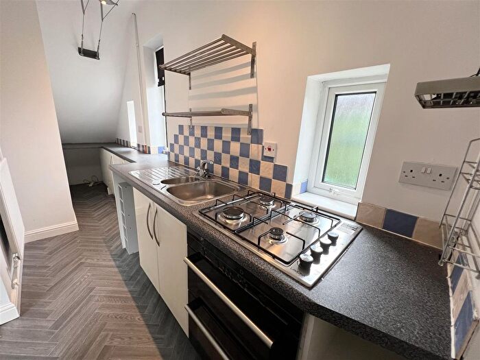 2 Bedroom Property To Rent In Ellams Place, Newcastle, ST5