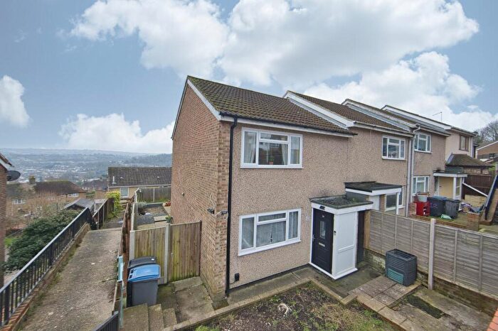 2 Bedroom End Of Terrace House For Sale In Monks Way, Dover, CT16