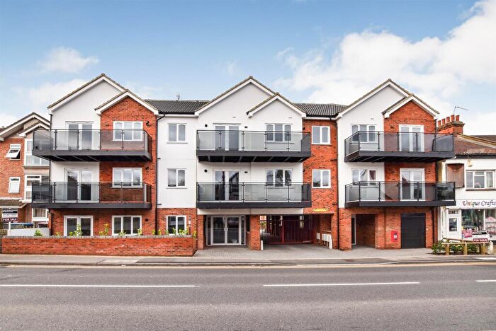 2 Bedroom Retirement Property For Sale In High Road, Benfleet, SS7