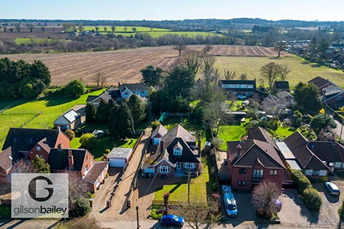 5 Bedroom Detached House For Sale In East Avenue, Brundall, NR13