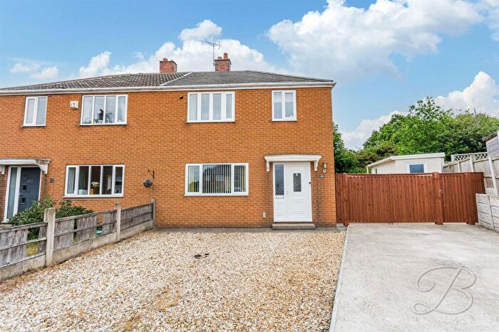 3 Bedroom Semi-Detached House For Sale In Mount Crescent, Warsop, Mansfield, NG20