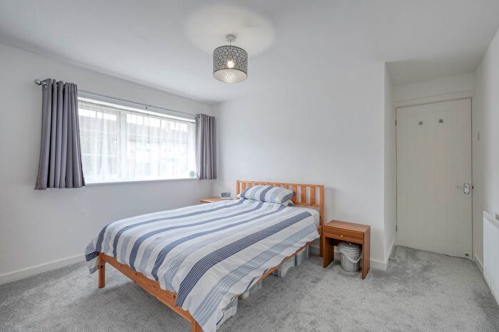 3 Bedroom Terraced House For Sale In Foxwalks Avenue, Rock Hill, Bromsgrove, B61