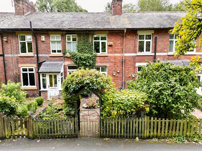 2 Bedroom Terraced House For Sale In Chadkirk Road, Romiley, Stockport, Cheshire, SK6