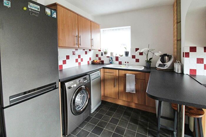 2 Bedroom Bungalow For Sale In Leveson Road, Norwich, NR7