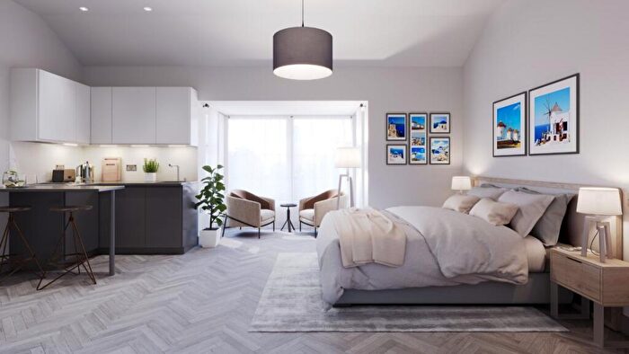 2 Bedroom Apartment For Sale In Studio Apartment - Rhosneigr, LL64