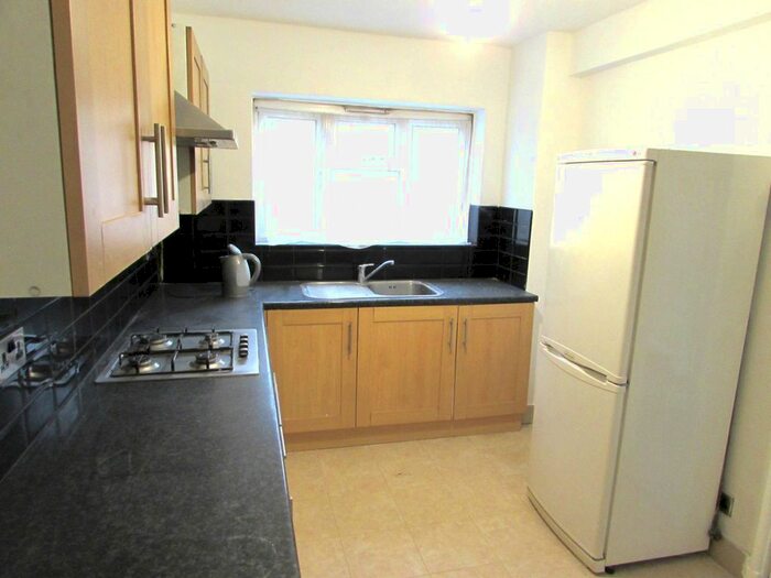 1 Bedroom Flat To Rent In Carmelite Road, Harrow, Middlesex, HA3