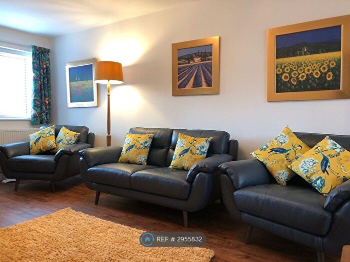 2 Bedroom Terraced House To Rent In High Street, Caister-On-Sea, NR30