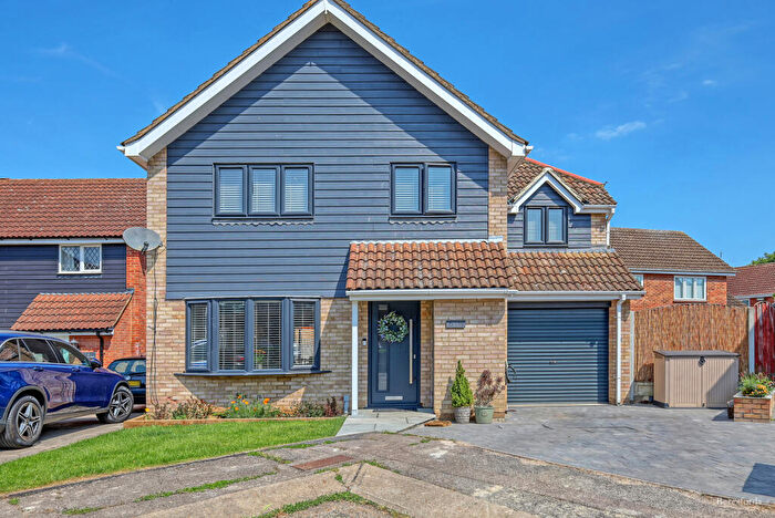 5 Bedroom Detached House For Sale In Truman Close, Laindon West, SS15