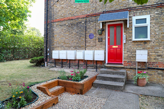 1 Bedroom Flat For Sale In Cheam Road, Sutton, SM1