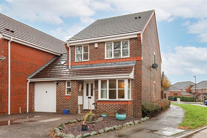 3 Bedroom Detached House For Sale In Coulstock Road, Burgess Hill, RH15