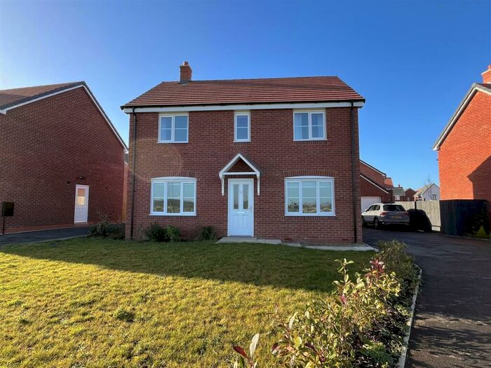 4 Bedroom Detached House To Rent In Saddler Place, Wellesbourne, CV35