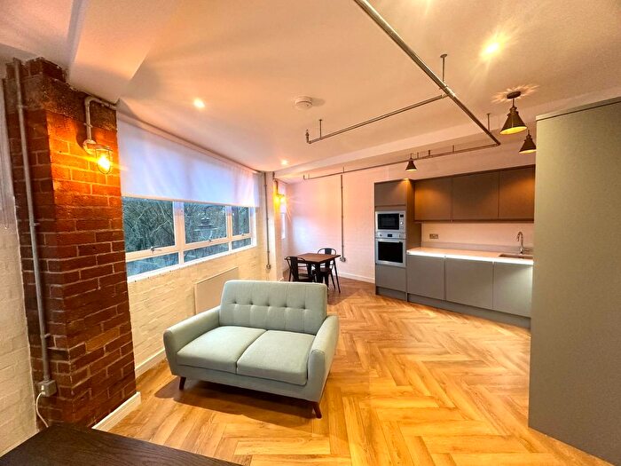 1 Bedroom Flat To Rent In Key Hill, Jewellery Quarter, B18