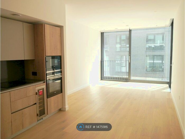 1 Bedroom Flat To Rent In Makers Building, London, N1