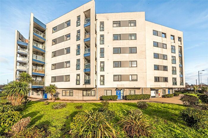 1 Bedroom Flat For Sale In Orchard Court, Bell Green, London, SE26