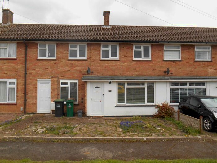 2 Bedroom Property To Rent In Durrants Drive, Croxley Green, Rickmansworth, WD3