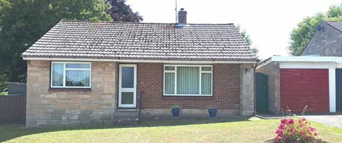 2 Bedroom Bungalow For Sale In Milne Way, Newport, Isle Of Wight, PO30