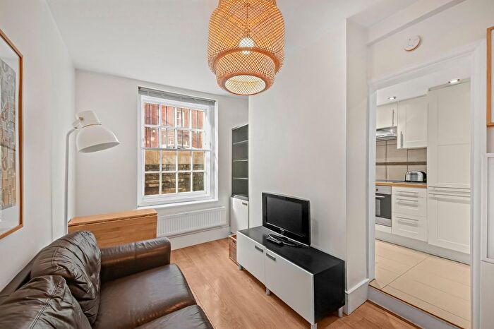 1 Bedroom Flat To Rent In Jenner House, Hunter Street, WC1N