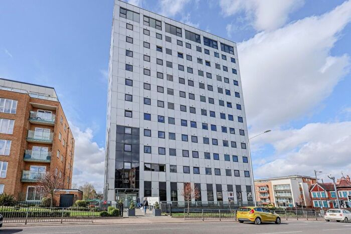 1 Bedroom Flat For Sale In Southchurch Avenue, Southend-On-Sea, SS1