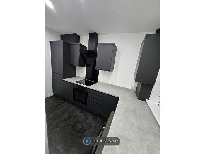 2 Bedroom Flat To Rent In Spittalfield Road, Inverkeithing, KY11