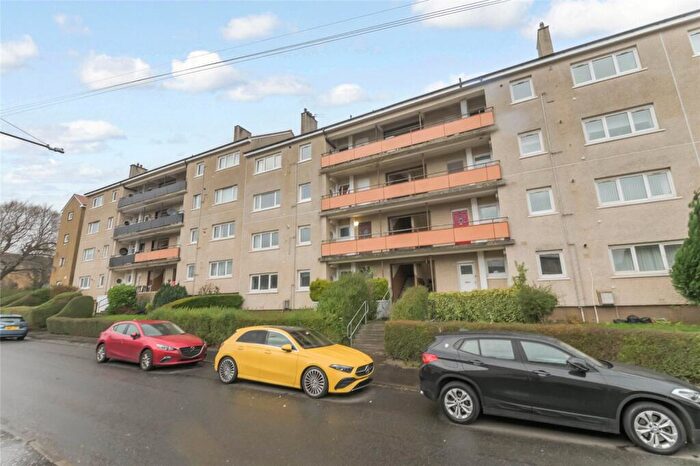 2 Bedroom Flat For Sale In Brownhill Road, Mansewood, Glasgow, G43
