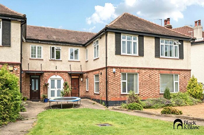3 Bedroom Maisonette For Sale In Rectory Gardens, Rectory Road, Beckenham, Bromley, BR3