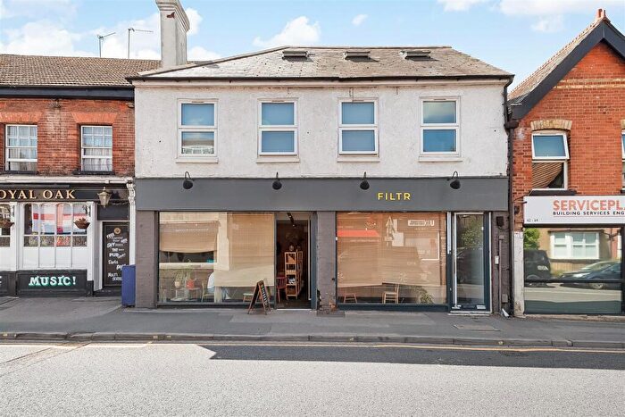 Studio To Rent In High Street, Caterham, CR3