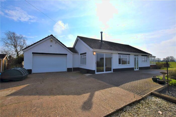 3 Bedroom Bungalow For Sale In Partney Road, Sausthorpe, PE23