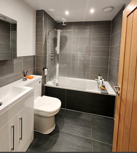 3 Bedroom Terraced House For Sale In West Green, Crawley, RH11