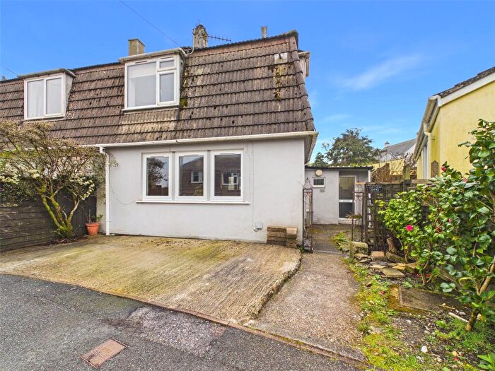 3 Bedroom Semi-Detached House For Sale In Bellever Close, Yelverton, Princetown, PL20