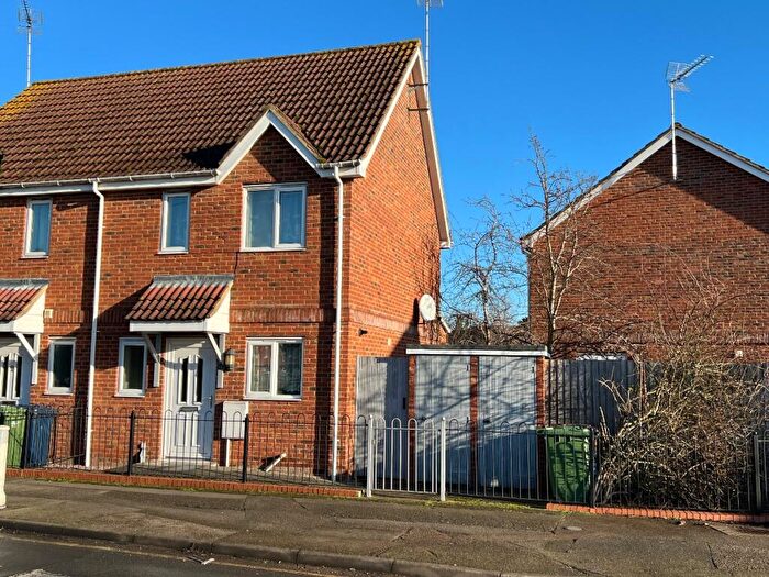 2 Bedroom Semi-Detached House To Rent In Kirkgate Street, Wisbech, PE13