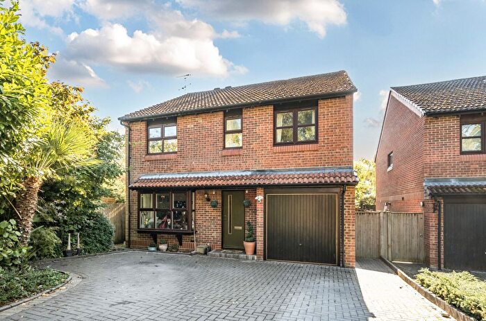4 Bedroom Detached House For Sale In Woking, Surrey, GU21