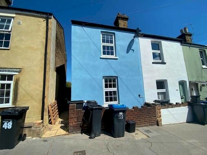 2 Bedroom End Of Terrace House To Rent In Love Lane, London, SE25