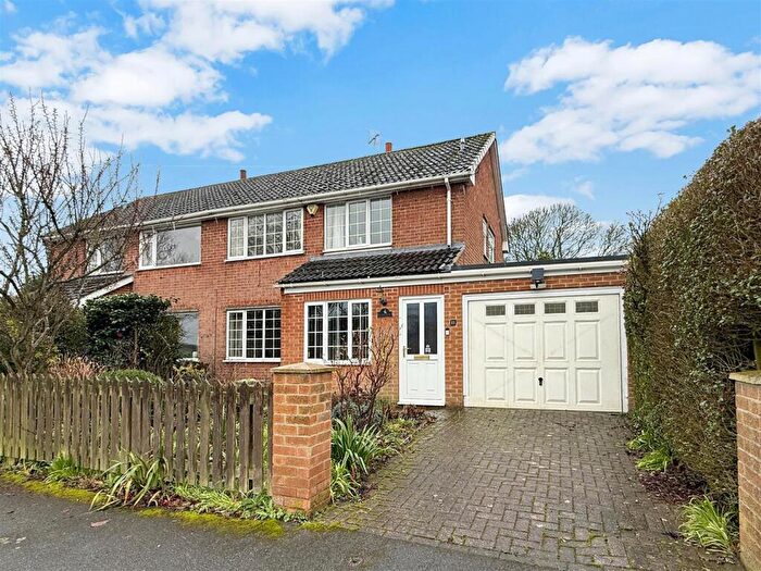 3 Bedroom Semi Detached House For Sale In Greenaway, Rolleston, Newark, NG23