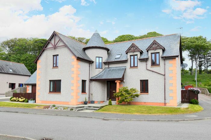 4 Bedroom Detached House For Sale In Lathallan Grange, Johnshaven, Montrose, DD10