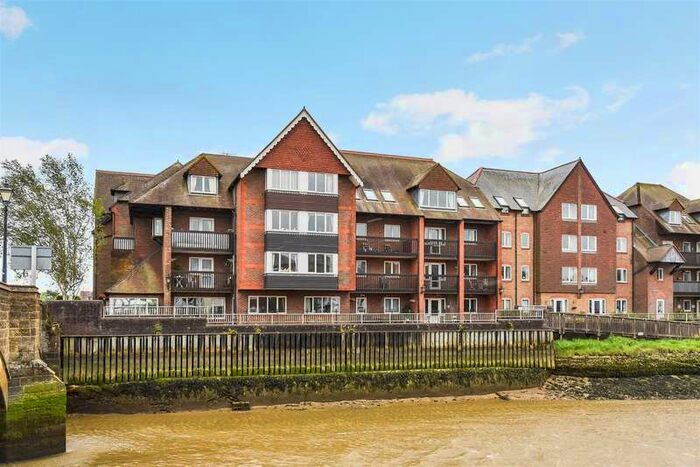 1 Bedroom Retirement Property To Rent In Queen Street, Arundel, BN18