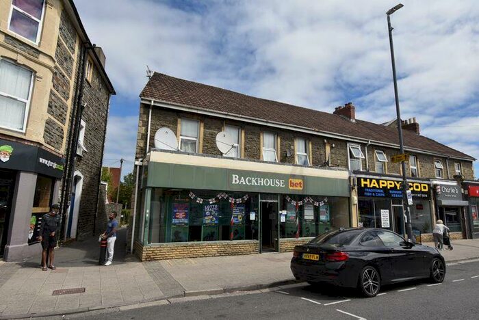 1 Bedroom Flat To Rent In High Street Staple Hill, BS16