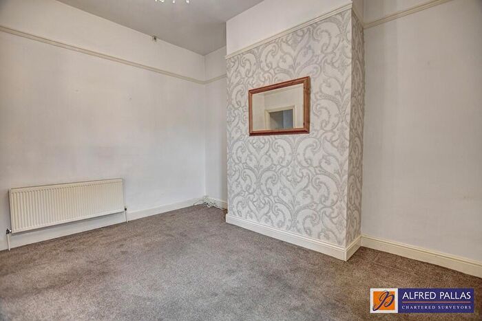 2 Bedroom Terraced Bungalow For Sale In Dent Street, Fulwell, SR6