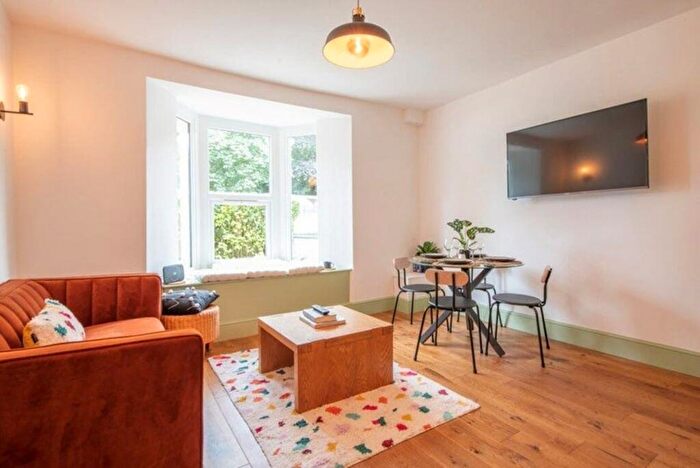 1 Bedroom House To Rent In High Street, Bristol, BS15