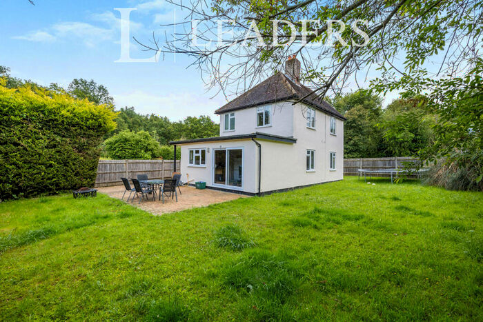 4 Bedroom Detached House To Rent In Wood Street Village, GU3