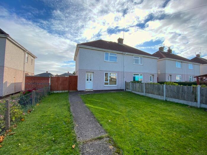 2 Bedroom Semi-Detached House To Rent In Carsic Road, Sutton In Ashfield, Nortinghamshire NG17