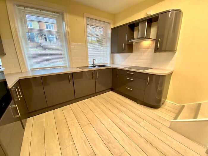 2 Bedroom Property To Rent In Penistone Road, Kirkburton, Huddersfield, HD8