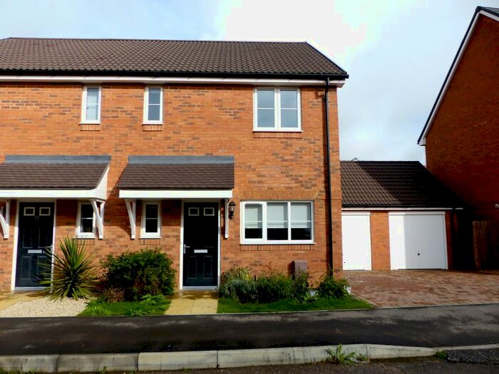 3 Bedroom Semi-Detached House To Rent In Navigation Drive, Yapton, Arundel, BN18