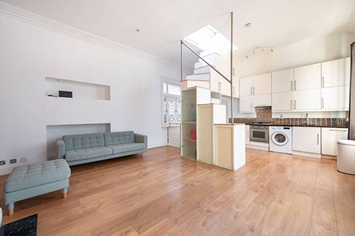 2 Bedroom Property To Rent In Ossington Street, Notting Hill, London, W2