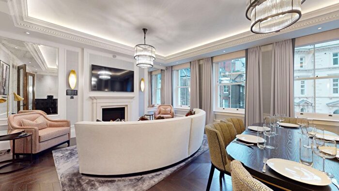 2 Bedroom Flat To Rent In Prince Of Wales Terrace, Kensington, W8