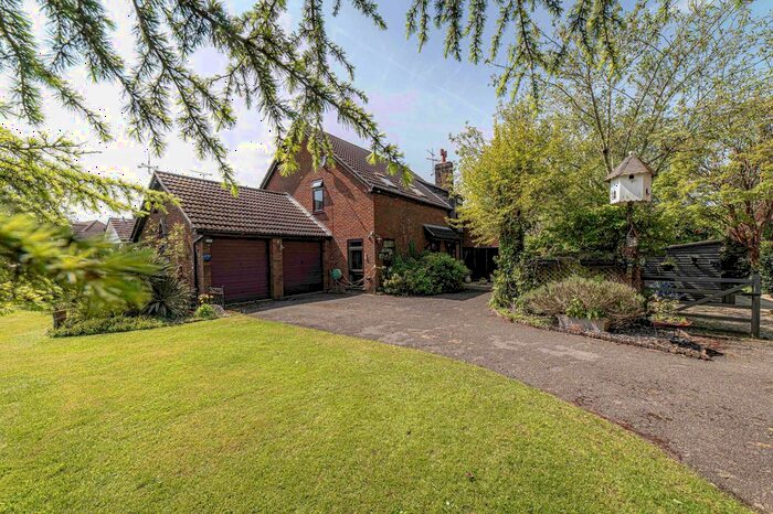 4 Bedroom Detached House For Sale In Eastling, Faversham, ME13