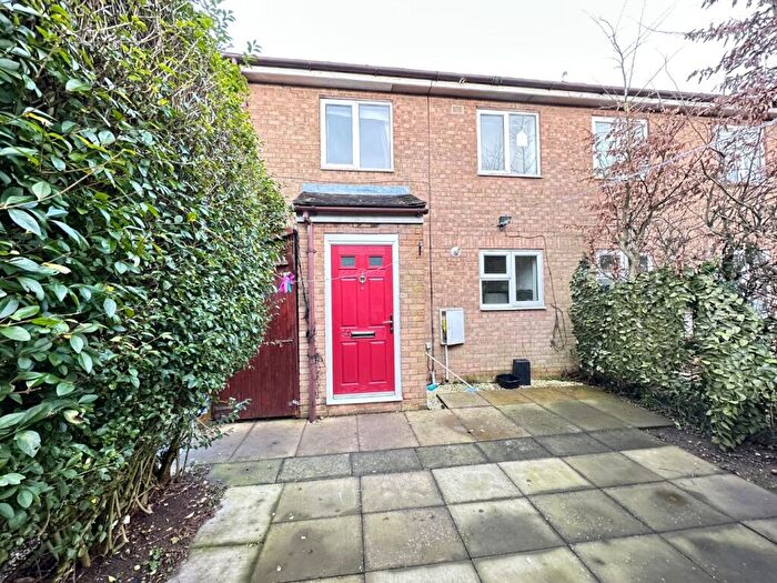 1 Bedroom Terraced House To Rent In Laxton Close, Luton, Bedfordshire, LU2