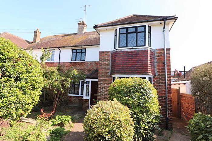 3 Bedroom Character Property For Sale In Livesay Crescent, Worthing, BN14